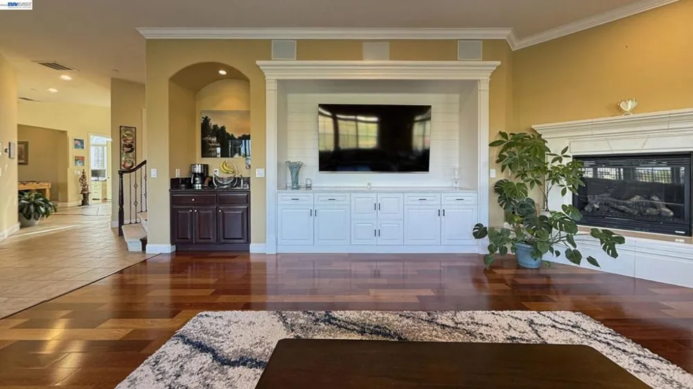 5637 Saddle Creek Ter Dublin, CA 94568