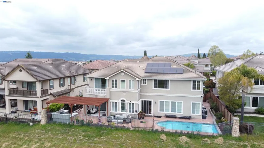 5637 Saddle Creek Ter Dublin, CA 94568