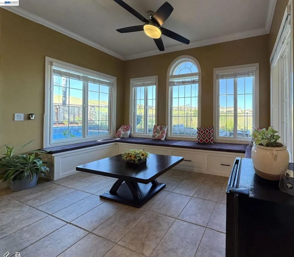 5637 Saddle Creek Ter Dublin, CA 94568