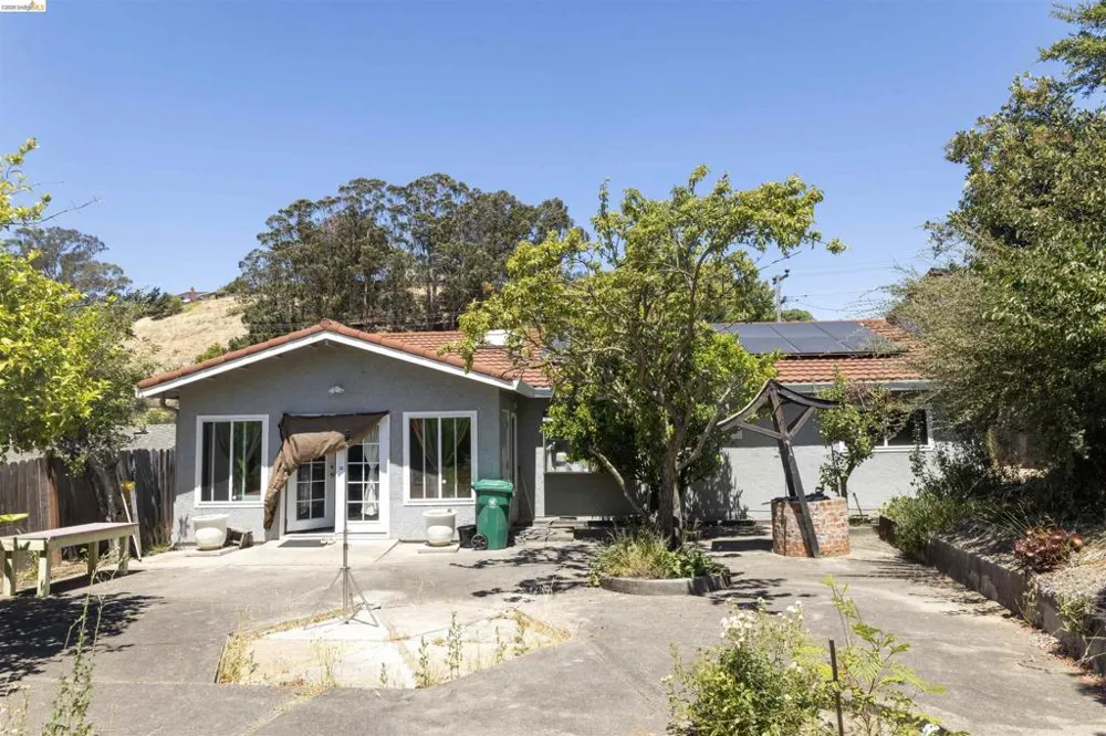 767 Marlesta Rd Pinole, CA 94564