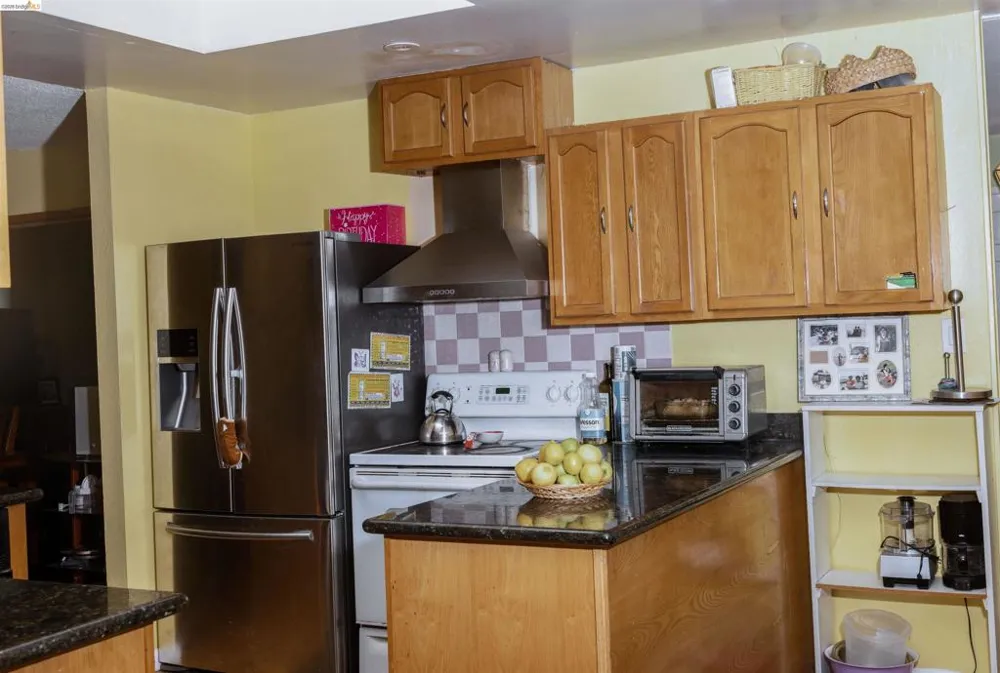 767 Marlesta Rd Pinole, CA 94564