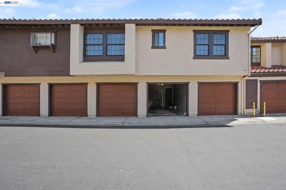 14374 Outrigger San Leandro, CA 94577
