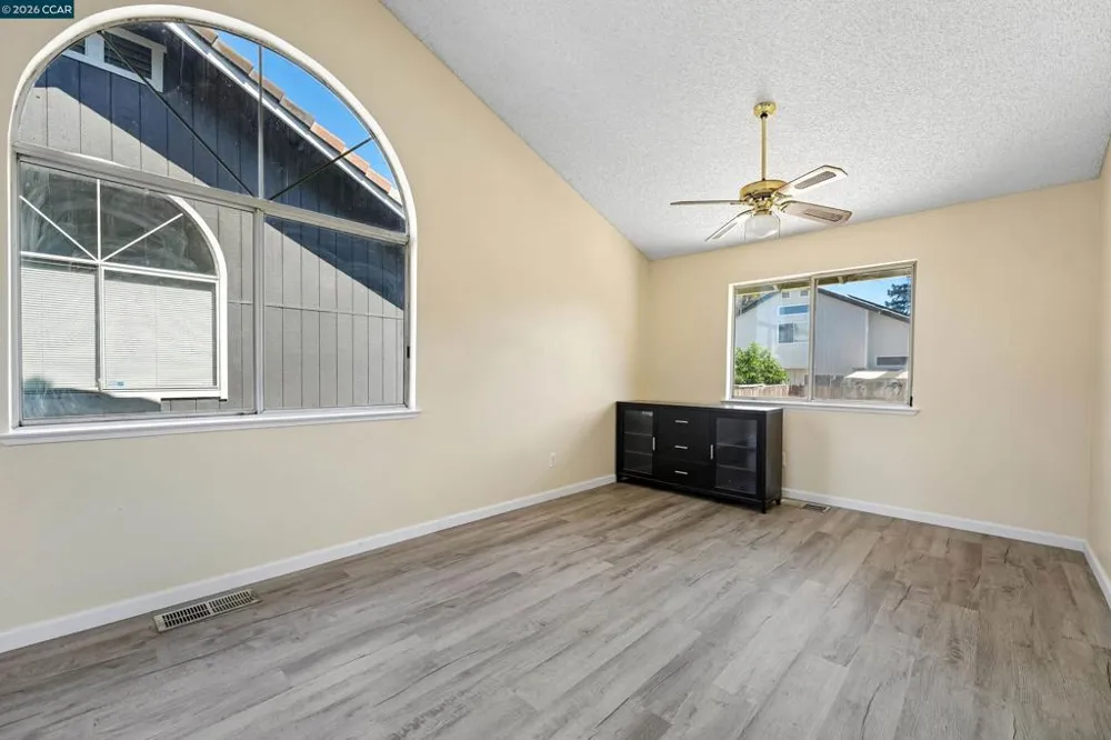 1007 Valley Oak Way Fairfield, CA 94533