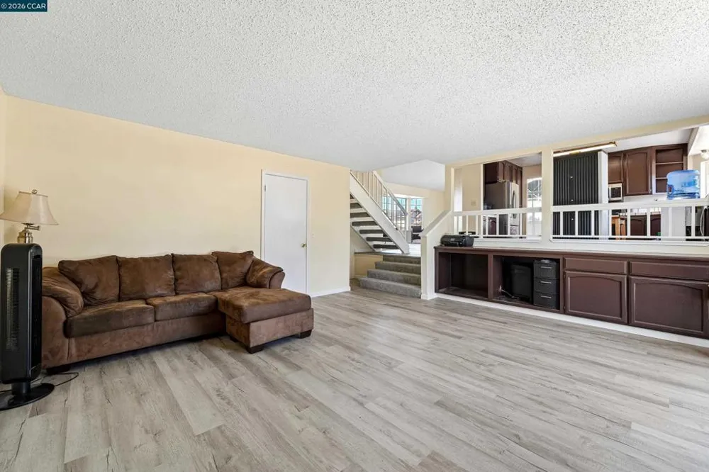 1007 Valley Oak Way Fairfield, CA 94533