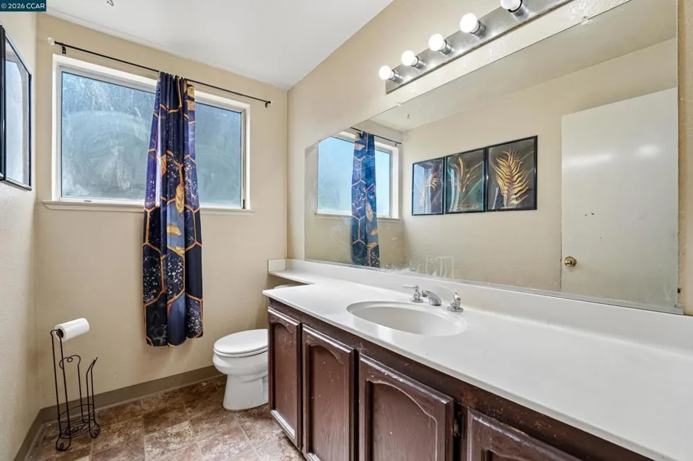 1007 Valley Oak Way Fairfield, CA 94533