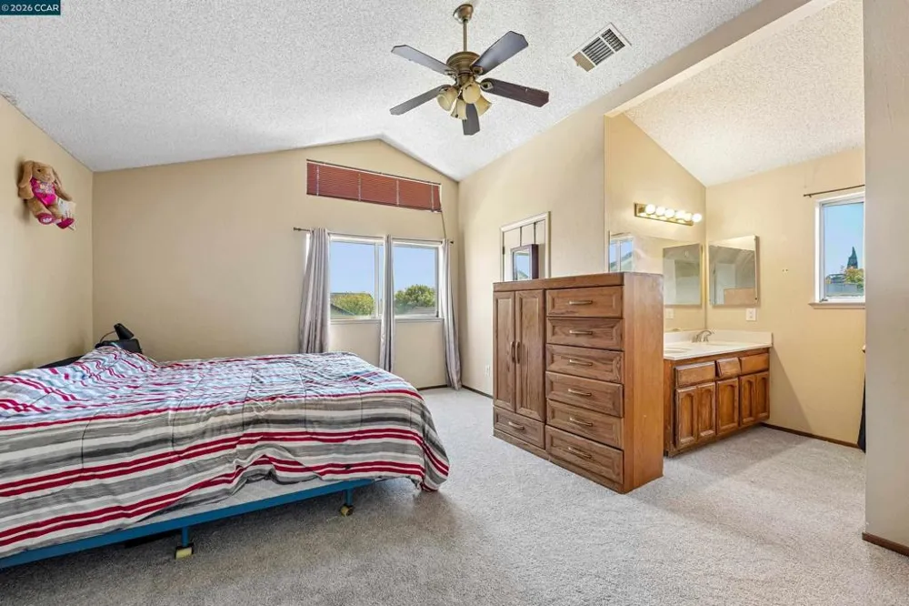1007 Valley Oak Way Fairfield, CA 94533