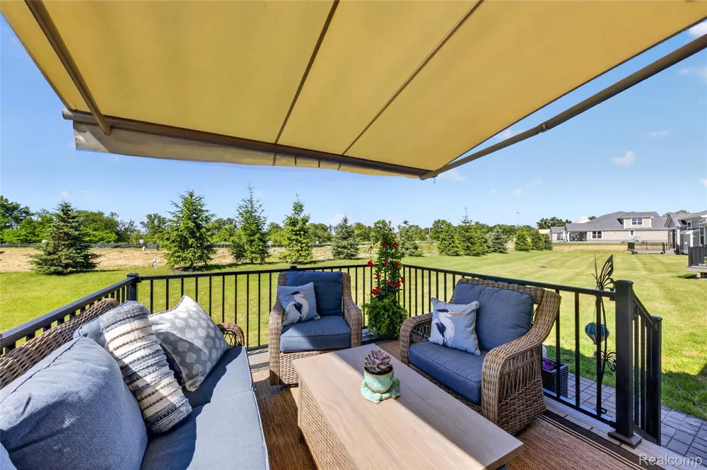 3716 Chatham Pl Brighton Township, MI 48114