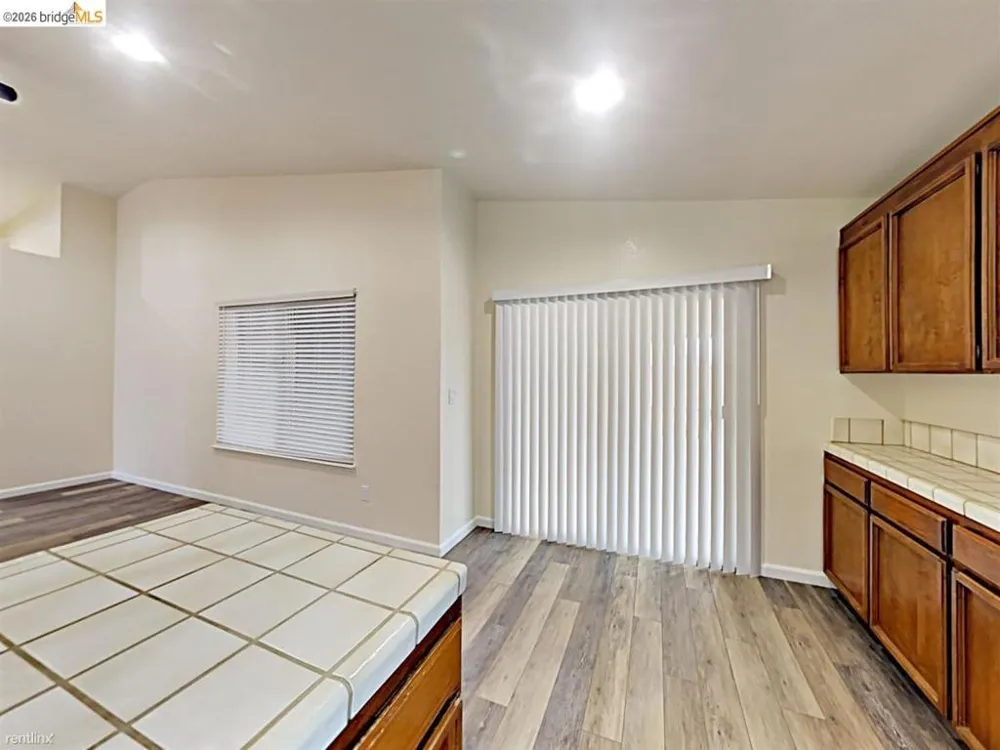 1740 Gateway Dr Oakley, CA 94561