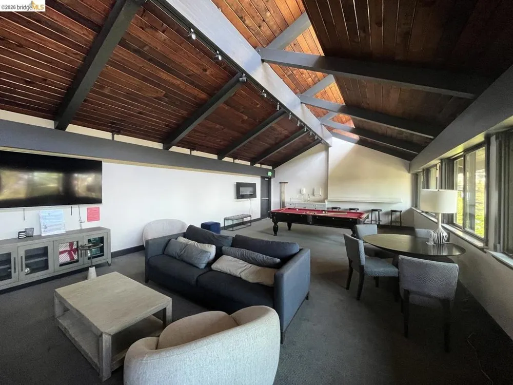 175 Red Rock WAY #APT 209K San Francisco, CA 94131