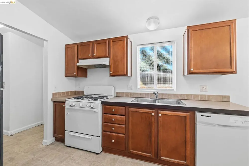 14019 Park Ave Jamestown, CA 95327