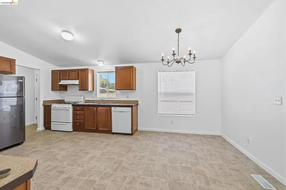 14019 Park Ave Jamestown, CA 95327