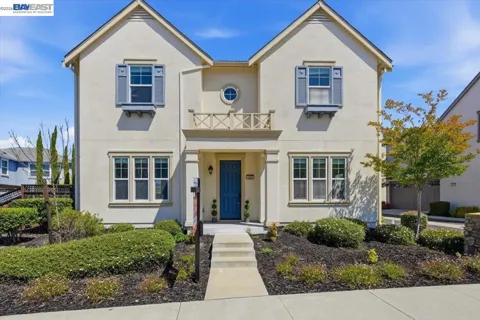 4360 Panorama Dr