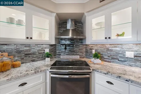2501 Pine Knoll Dr #8