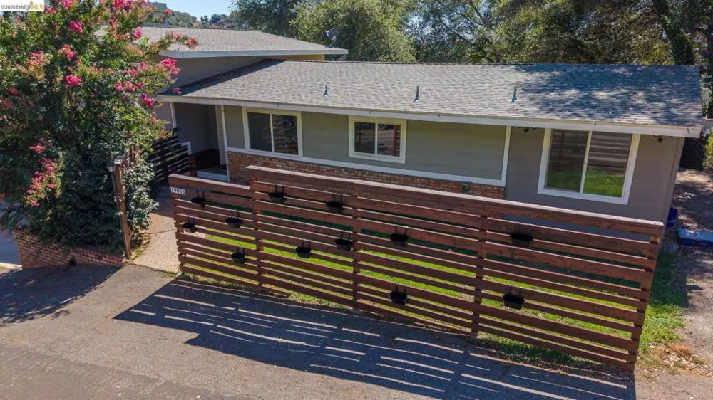 19085 North Dr Jamestown, CA 95327