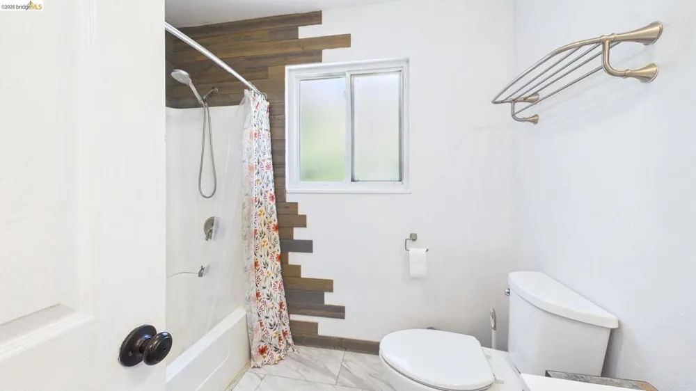 19085 North Dr Jamestown, CA 95327