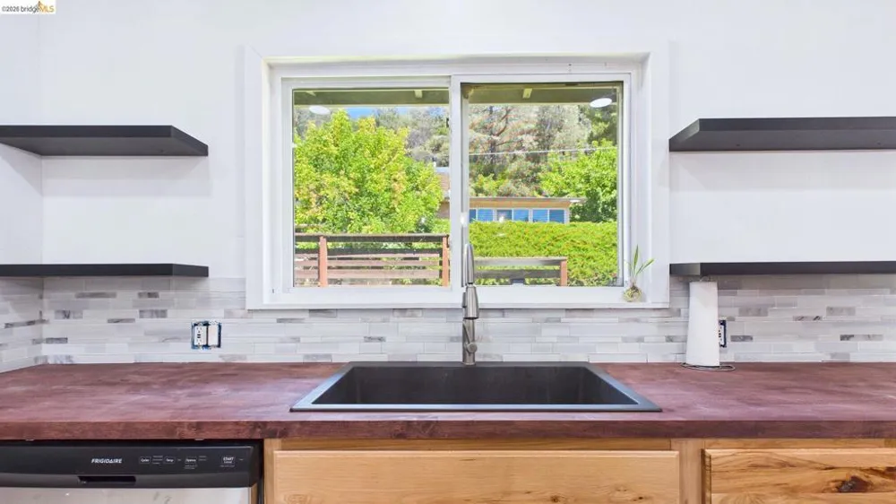 19085 North Dr Jamestown, CA 95327
