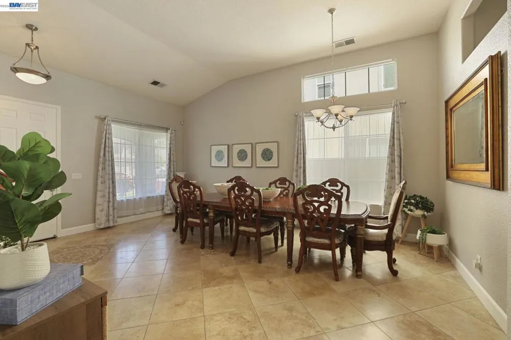 1762 Ashtree Ct Tracy, CA 95376
