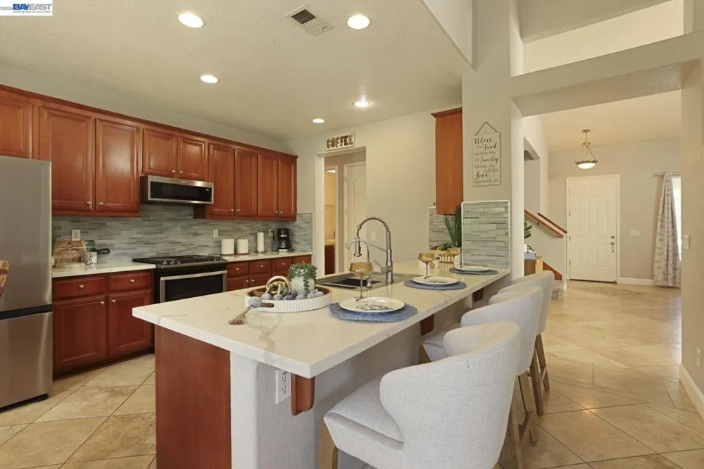 1762 Ashtree Ct Tracy, CA 95376