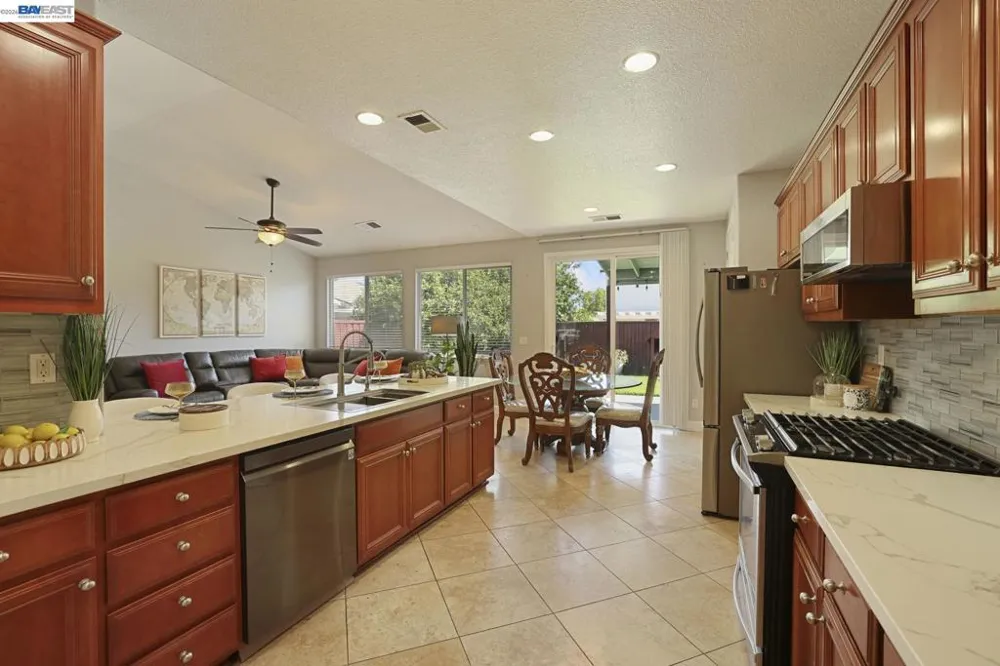 1762 Ashtree Ct Tracy, CA 95376