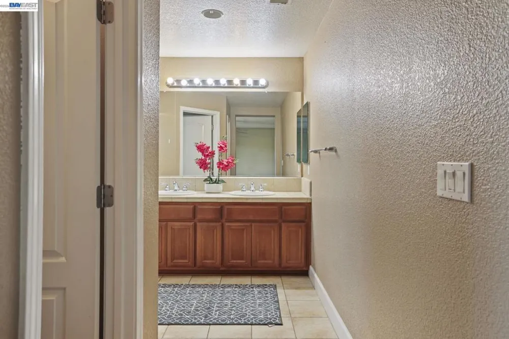 1762 Ashtree Ct Tracy, CA 95376