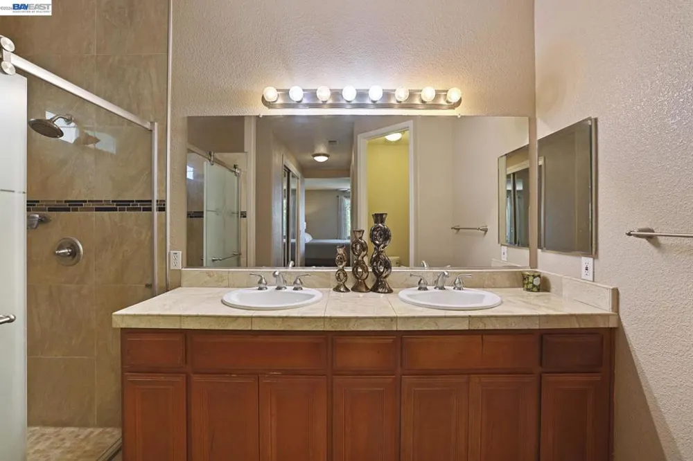 1762 Ashtree Ct Tracy, CA 95376