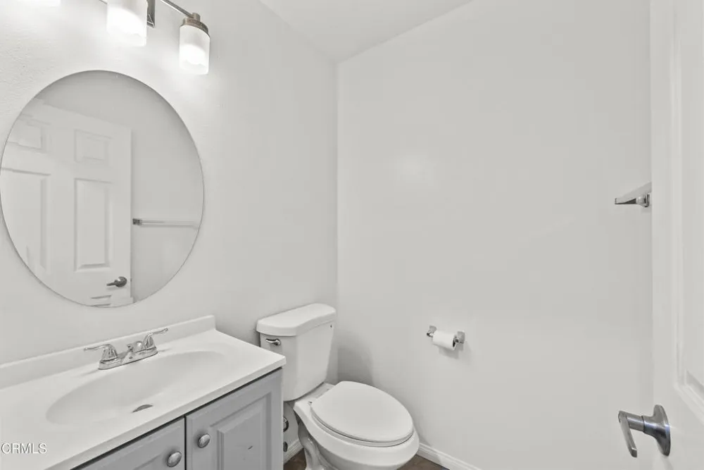 13912 Mcclure Avenue #6 Paramount, CA 90723