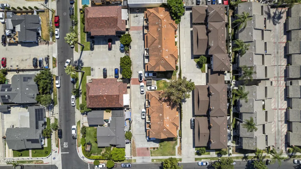 13912 Mcclure Avenue #6 Paramount, CA 90723