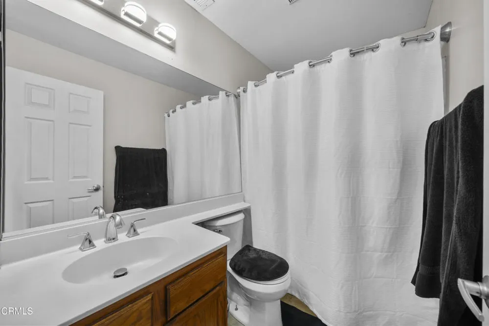13912 Mcclure Avenue #6 Paramount, CA 90723