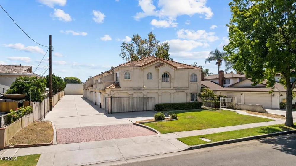 13912 Mcclure Avenue #6 Paramount, CA 90723