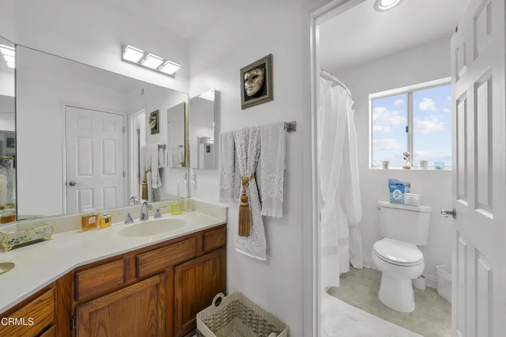 13912 Mcclure Avenue #6 Paramount, CA 90723