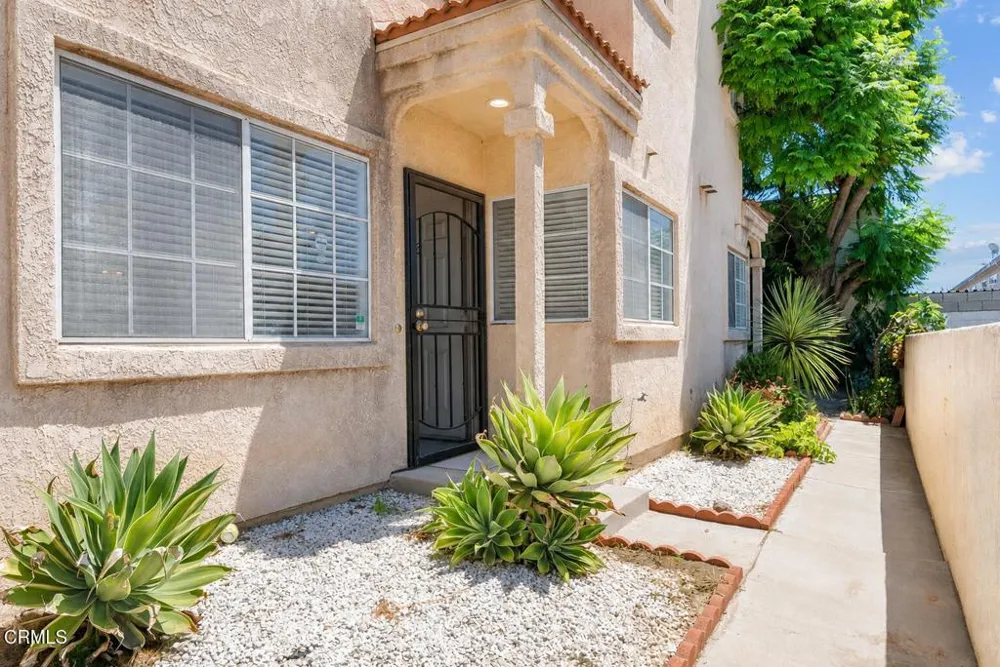 13912 Mcclure Avenue #6 Paramount, CA 90723