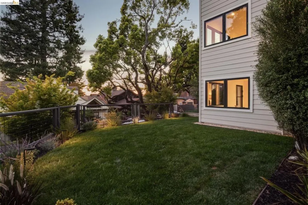 1409 Scenic Ave Berkeley, CA 94708