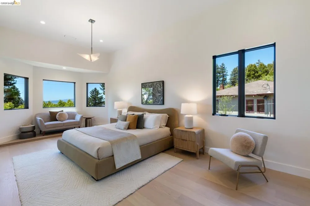 1409 Scenic Ave Berkeley, CA 94708