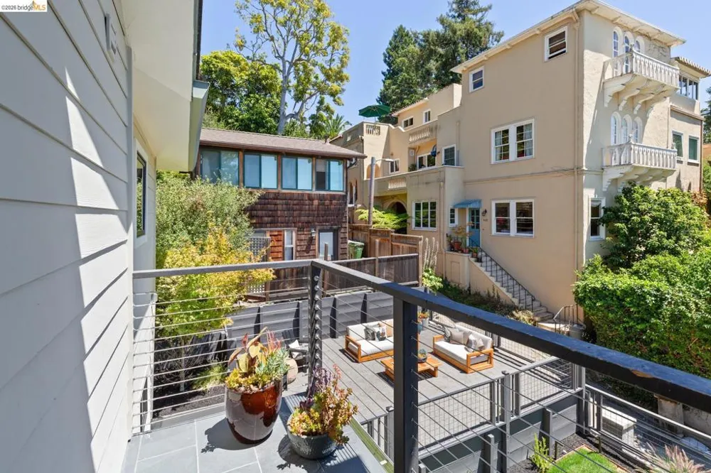 1409 Scenic Ave Berkeley, CA 94708