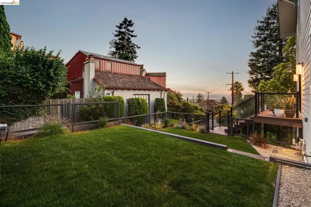1409 Scenic Ave Berkeley, CA 94708