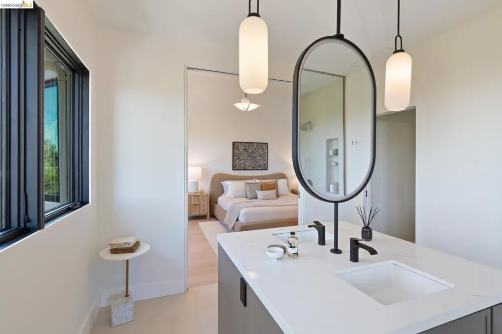 1409 Scenic Ave Berkeley, CA 94708