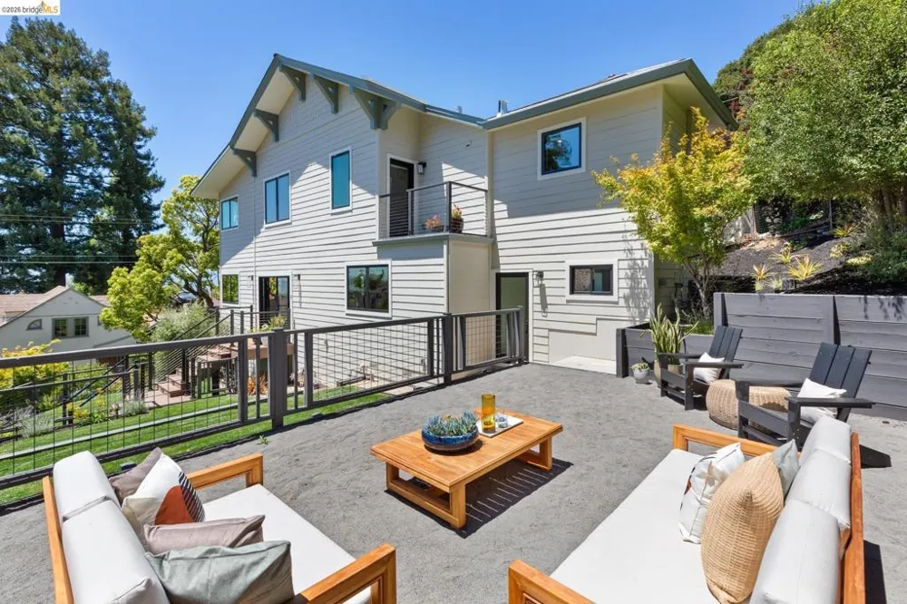 1409 Scenic Ave Berkeley, CA 94708