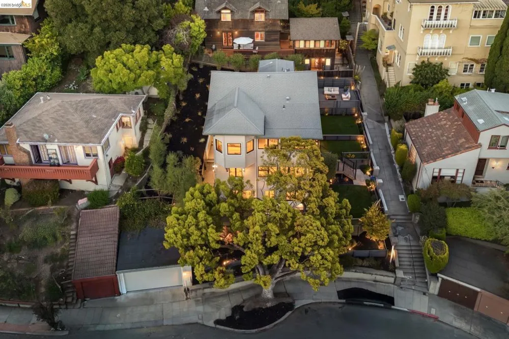 1409 Scenic Ave Berkeley, CA 94708