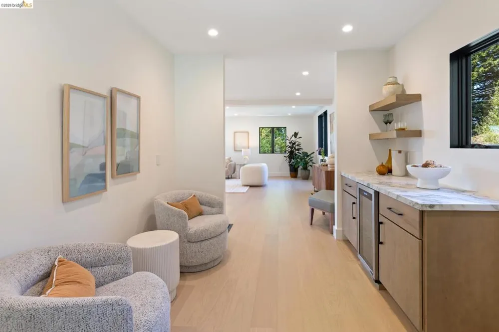 1409 Scenic Ave Berkeley, CA 94708
