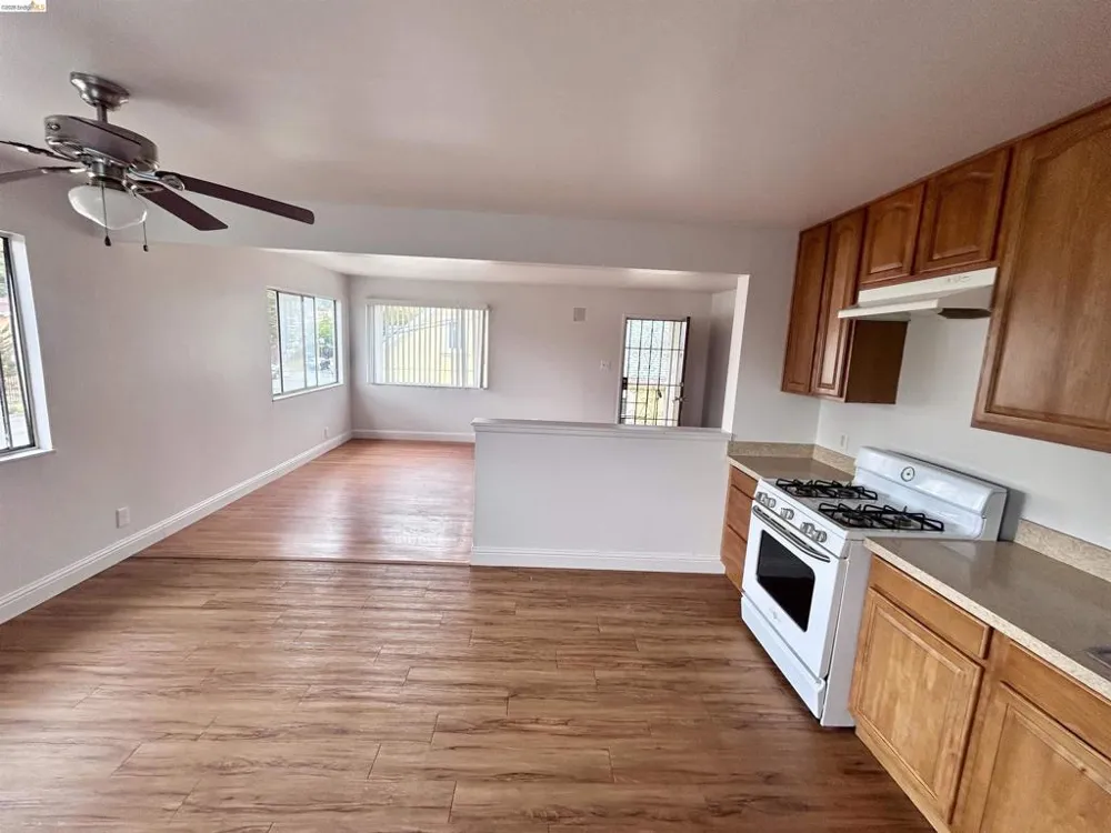 3144 61st Ave Oakland, CA 94605