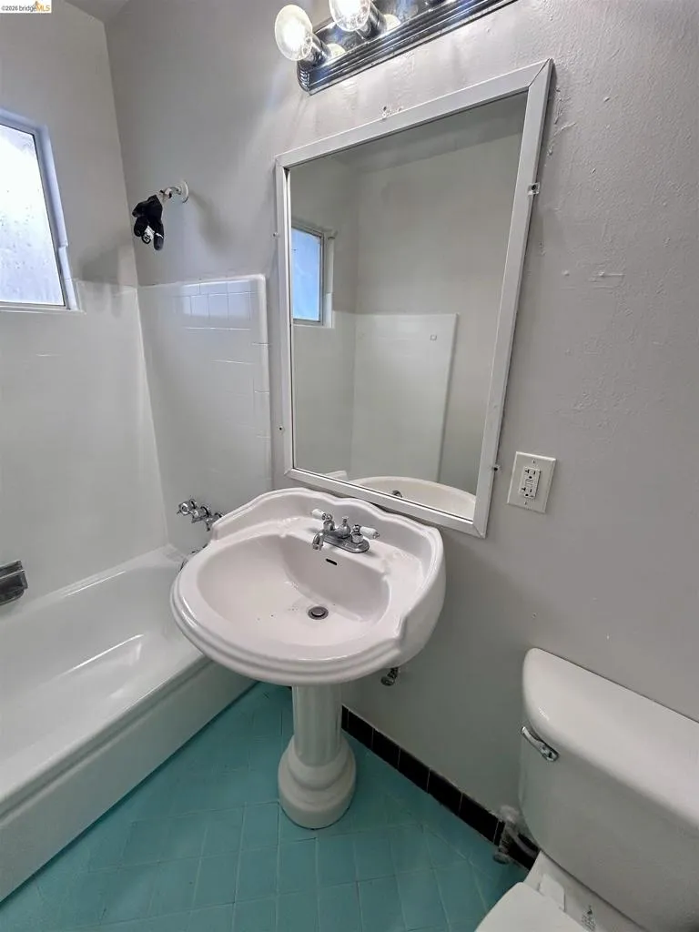 3144 61st Ave Oakland, CA 94605