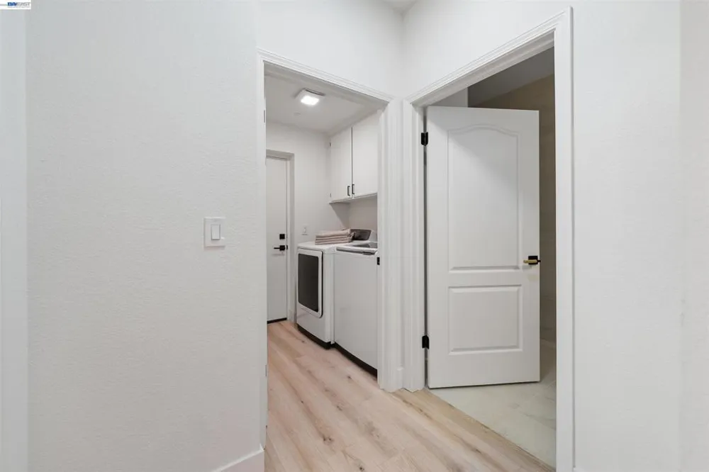 5740 Belleza Dr Pleasanton, CA 94588