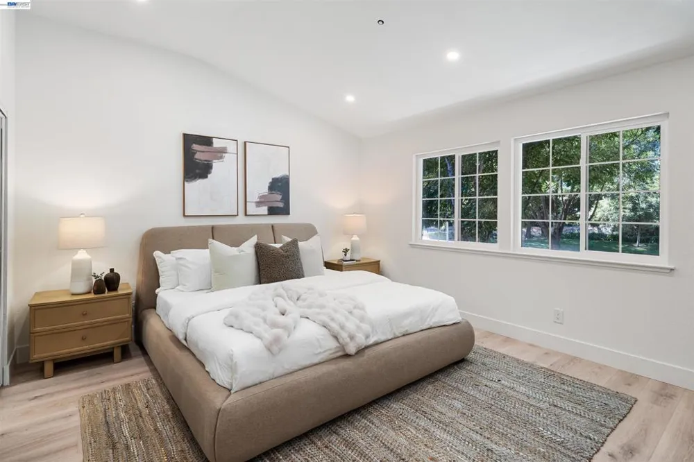 5740 Belleza Dr Pleasanton, CA 94588
