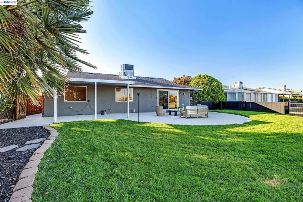 1035 Marigold Rd Livermore, CA 94551