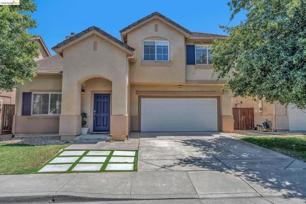 544 Pine Creek Cir Fairfield, CA 94534