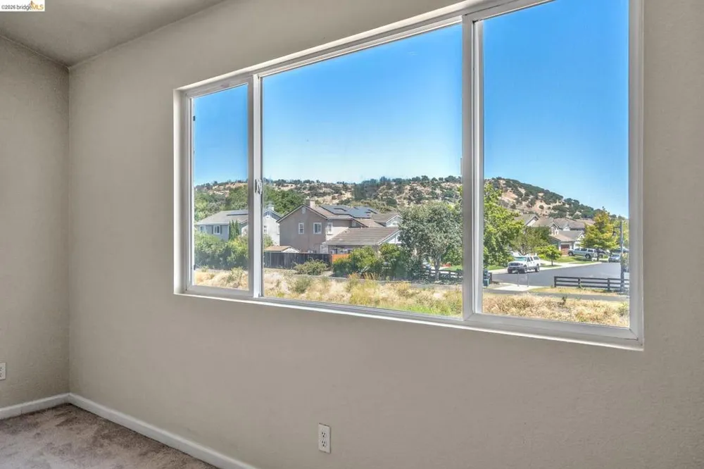 544 Pine Creek Cir Fairfield, CA 94534