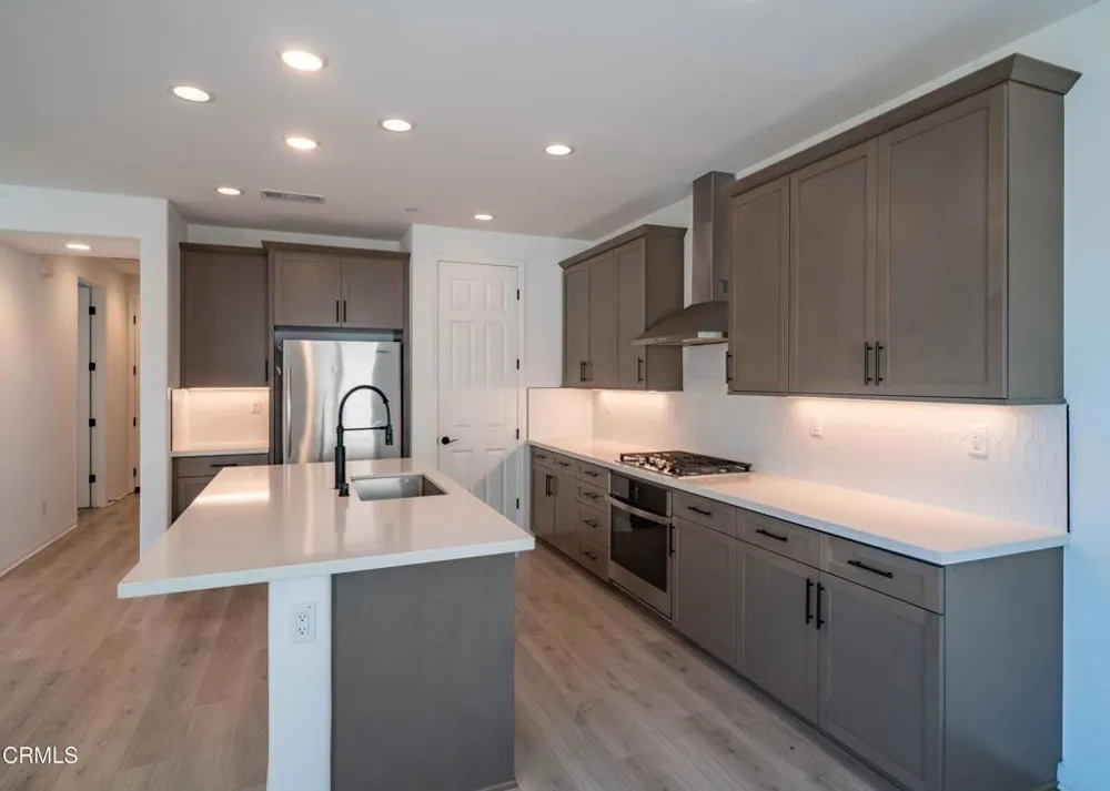 1867 Malalenca Road Santa Paula, CA 93060