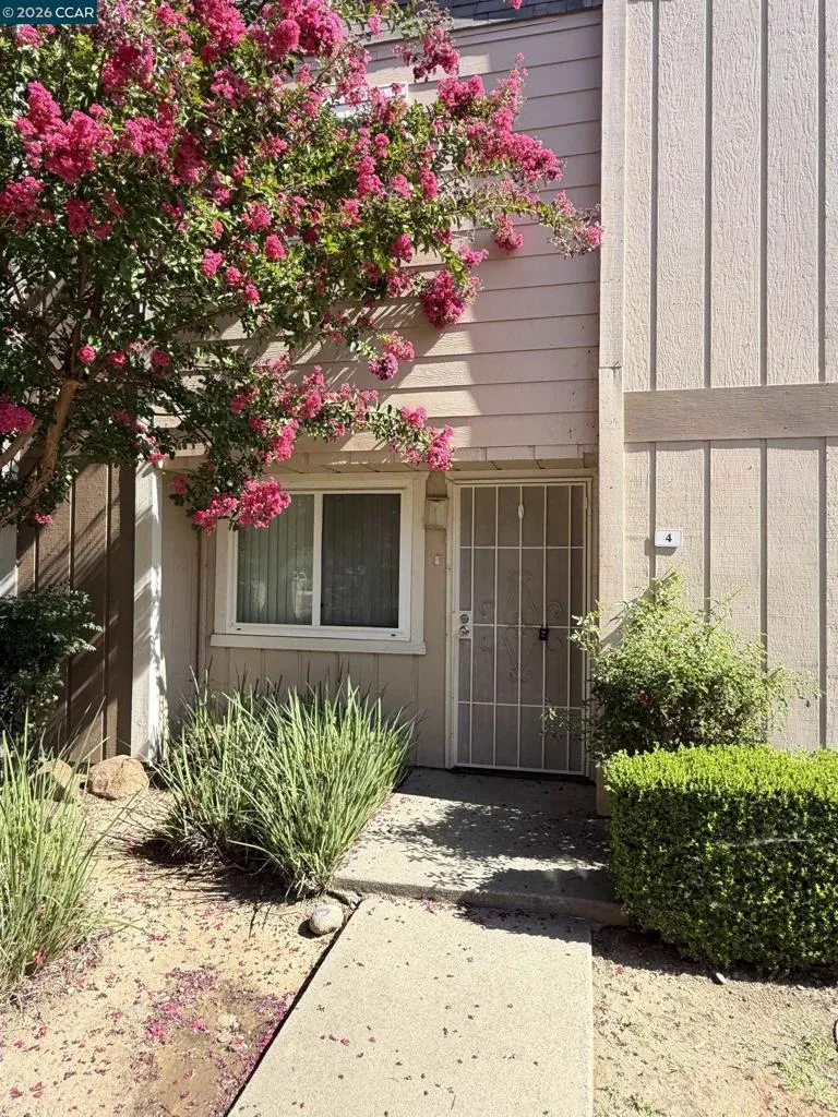 7032 Fair Oaks Blvd Carmichael, CA 95608
