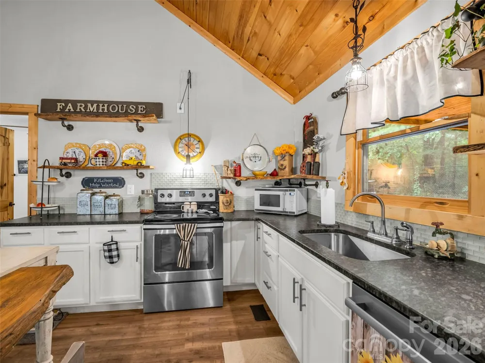 412 Whitestone Circle Union Mills, NC 28167