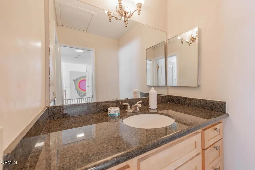1001 Creekside Way #D Ojai, CA 93023